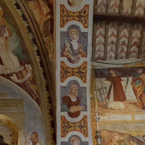 Arco trionfale, intradosso, Sante Martiri, chiesa di Sant'Andrea Apostolo, Gris