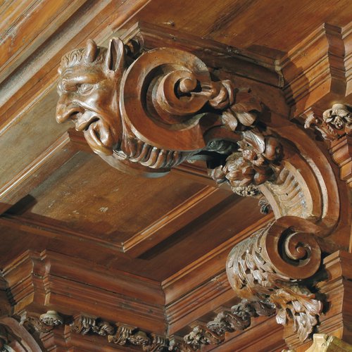 Palazzo Patriarcale, biblioteca, Protromi bestiali nel ballatoio, sec. XVIII, Udine