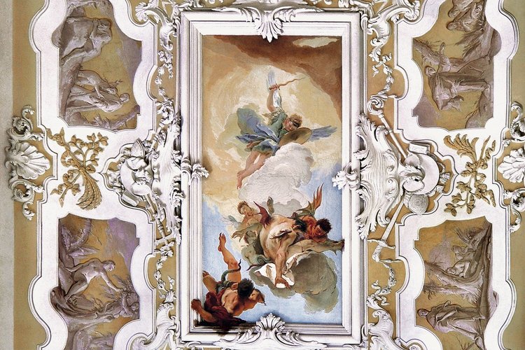Giambattista Tiepolo, Affreschi nel soffitto dello scalone. Nel riquadro centrale, la Caduta degli angeli ribelli, ca. 1726
