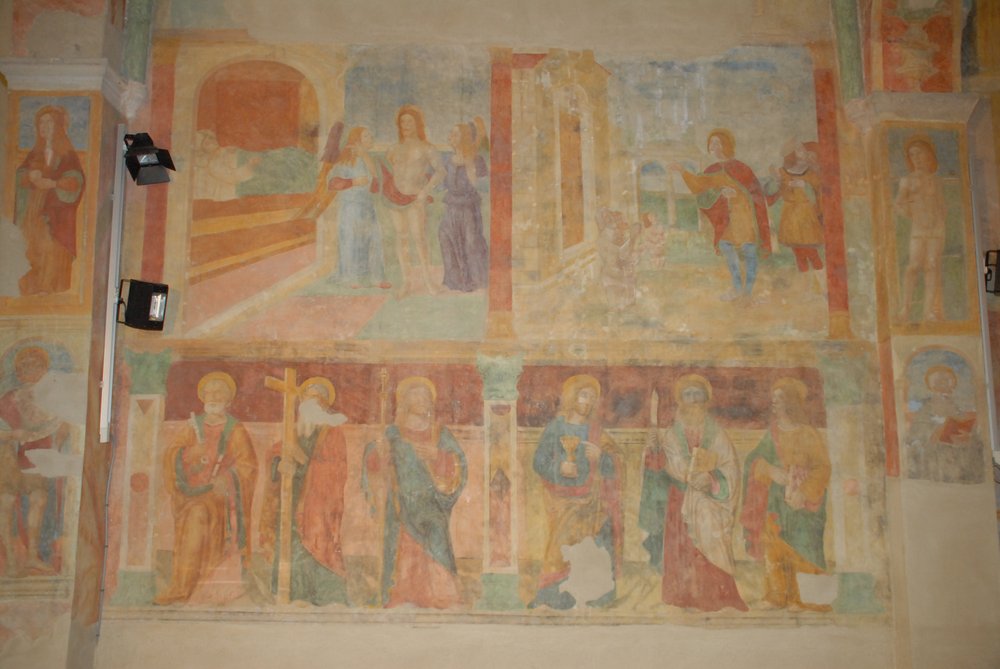 Chiesa di San Martino, Affreschi con storia della salvezza e - sotto - Santi Apostoli, fine XV sec - inizio XVI sec, Terzo d’Aquileia