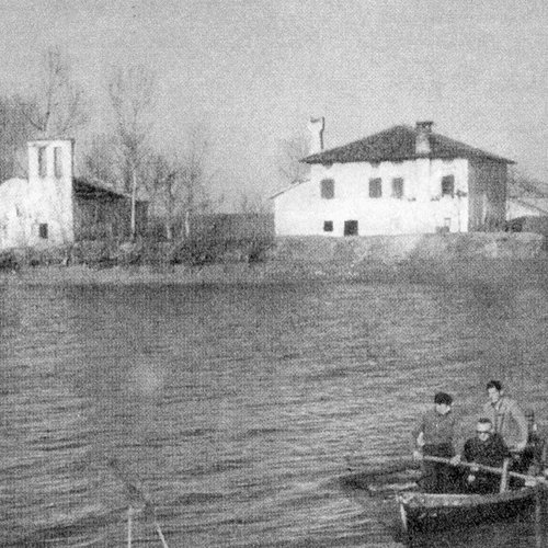 La chiesa di Santa Maria vista dal Tagliamento prima del trasferimento a Lignano