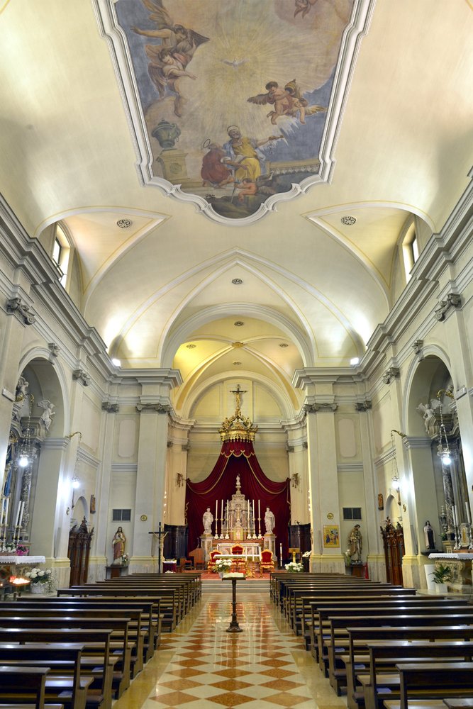 Chiesa parrocchiale di San Pietro Apostolo, navata centrale, Azzano Decimo