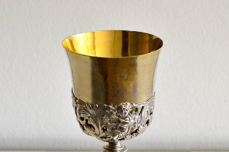 Calice decorato a sbalzo, sec. XVII-XVIII, chiesa parrocchiale di San Pietro Apostolo, Azzano Decimo