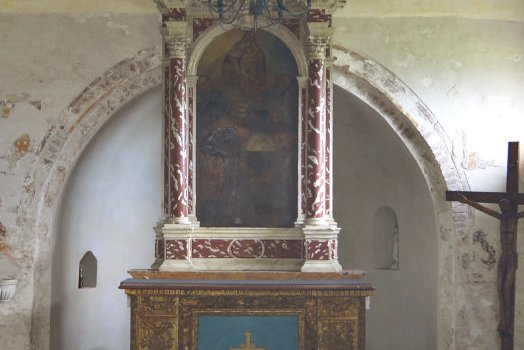 Navata unica e altare dell'Oratorio di Santa Lucia in colle, Azzano Decimo