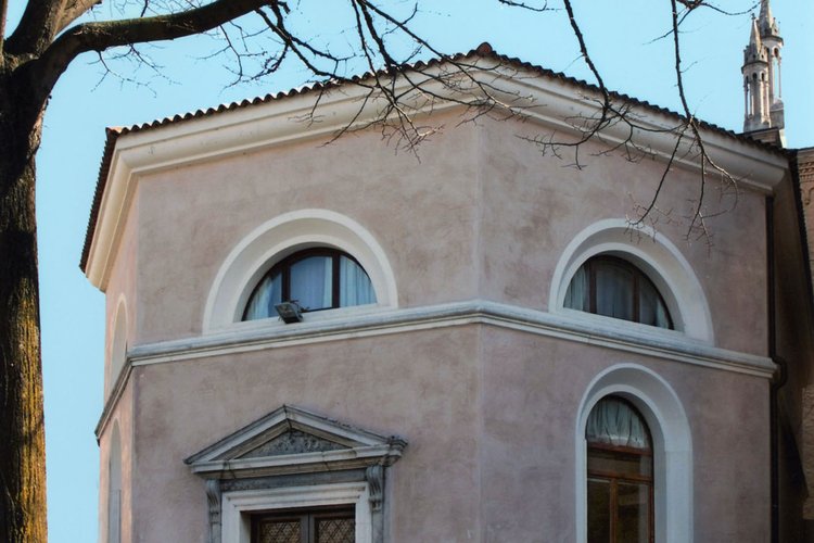 Facciata del santuario seicentesco