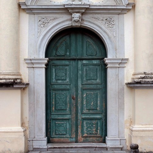 Cappella Manin, portale