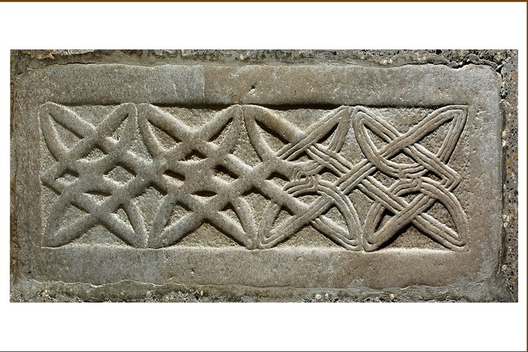 Lastra marmorea, XVIII-IX