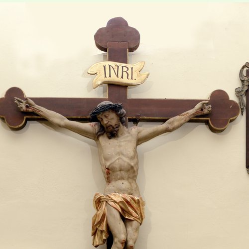 Crocifisso del XVII secolo, cappella di sinistra