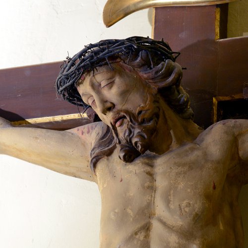 Crocifisso del XVII secolo, cappella di sinistra, particolare