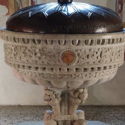 Duomo di Spilimbergo, cappella di destra, Giovanni Antonio Pilacorte, fonte battesimale, 1492