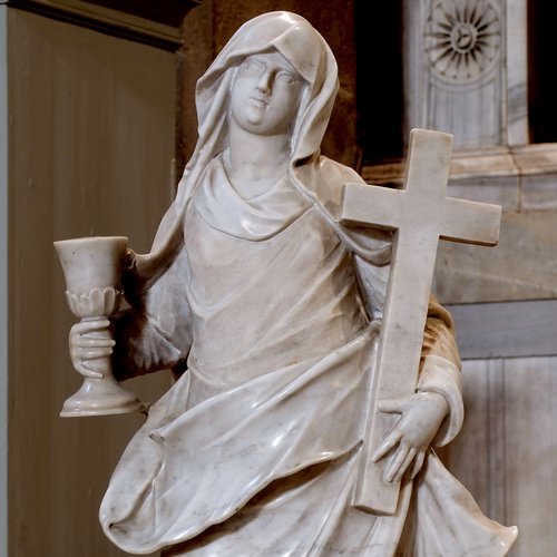 La Fede, statua marmorea all'invito dello scalone del presbiterio, sec. XVIII