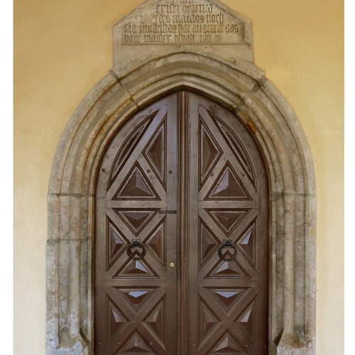 Portale d'ingresso della chiesa