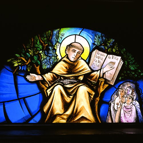 Chiesa della Beata Vergine del Carmine, vetrate, episodi della vita di Sant'Antonio da Padova, Arrigo Poz, 2000-2001