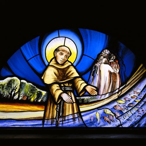 Chiesa della Beata Vergine del Carmine, vetrate, episodi della vita di Sant'Antonio da Padova, Arrigo Poz, 2000-2001