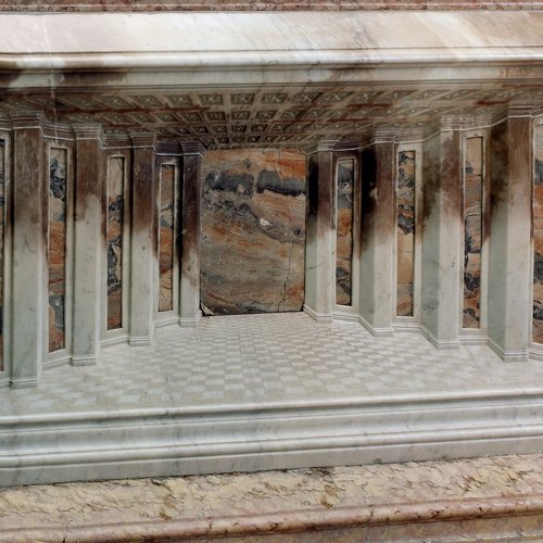 G. Torretti, Bassorilievo illusionistico con scena prospettica, particolare, marmi policromi, sec. XVIII