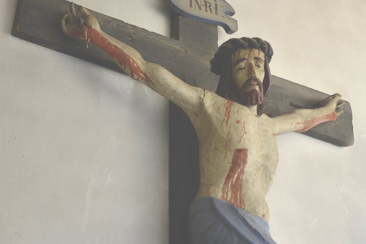 Crocifisso, legno dipinto.