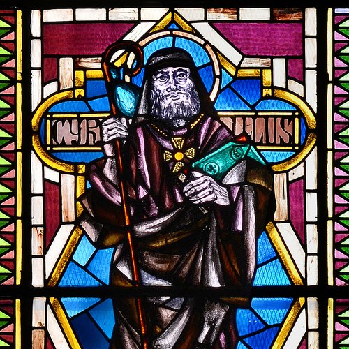 Vetrata della navata con i santi Fortunato ed Ermacora, 1992-1993