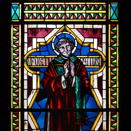 Vetrata della navata con i santi Cirillo e Metodio,  1992-1993