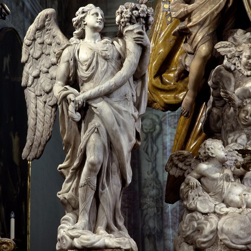 Chiesa della Beata Vergine del Carmine, Altar maggiore, angelo