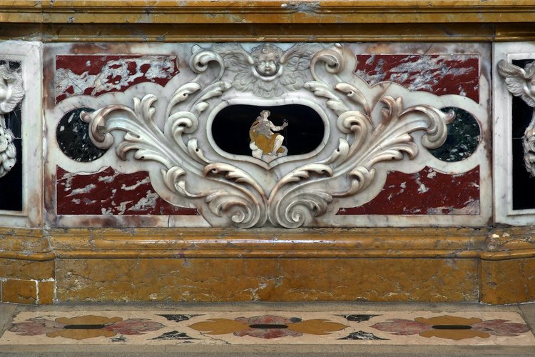 Paliotto, Altare laterale di San Luigi,  chiesa di San Lorenzo, Varmo