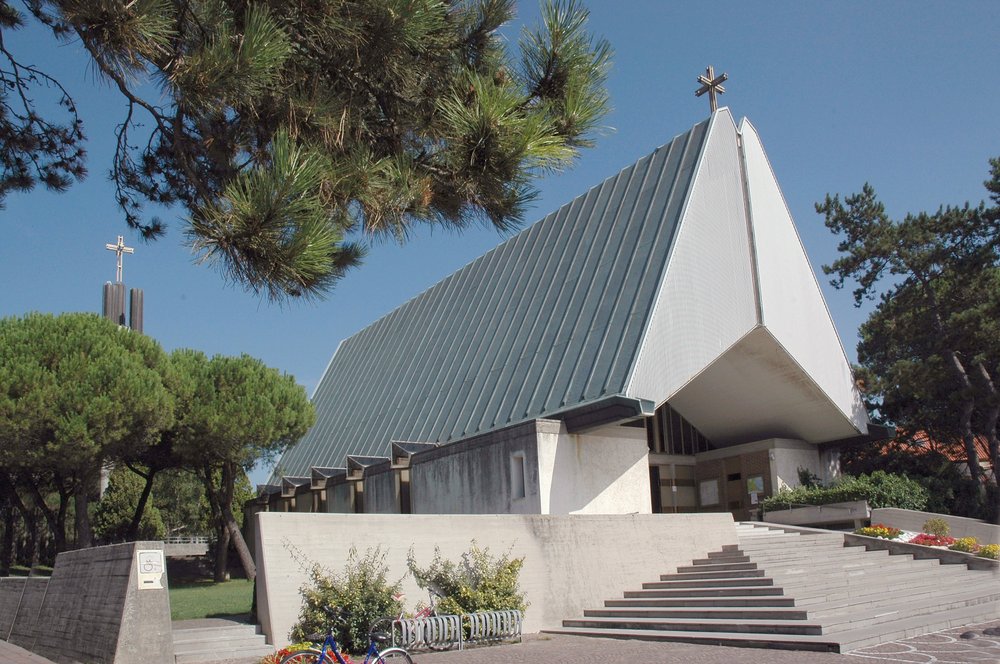 Lignano Pineta, chiesa del Cristo Redentore