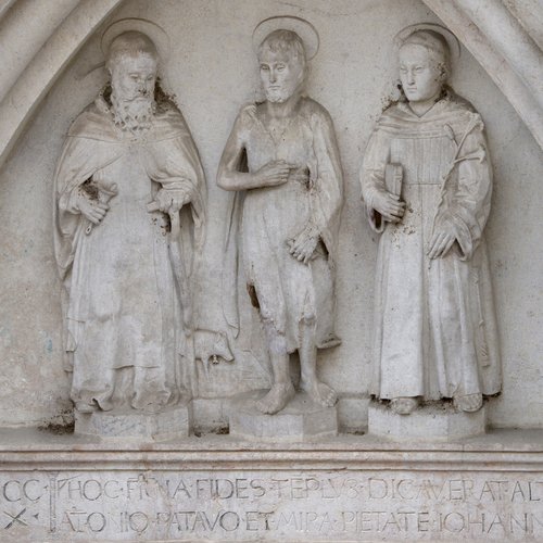 Portale con Eterno Padre, Giovanni Battista, Antonio da Padova e Antonio Abate, particolare, Chiesa di Sant'Antonio Abate, San Daniele del Friuli