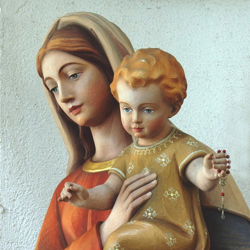 Madonna con Bambino, sec. XX. Chiesa del Cristo Redentore