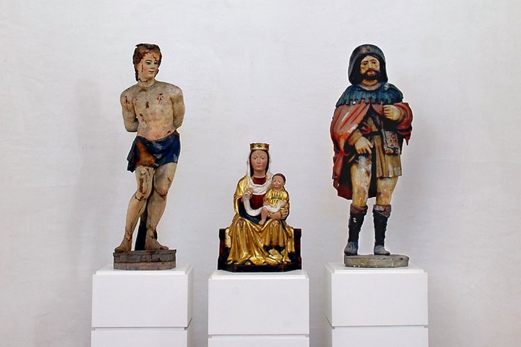 I santi Sebastiano, Rocco e la Vergine Maria (sec. XV), abside, pieve di San Lorenzo in Monte di Buja