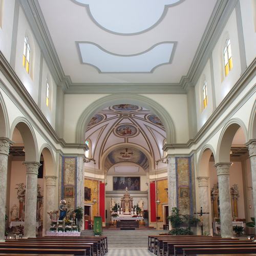Chiesa parrocchiale di Variano, navata centrale