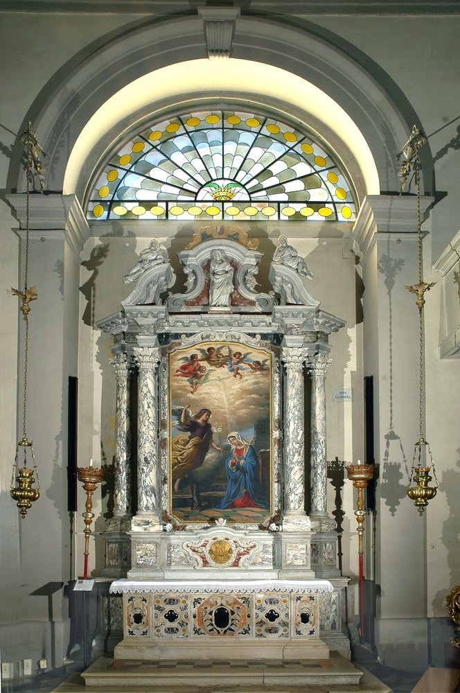 Altare dell'Annunziata, sec. XVII, primo altare a sinistra