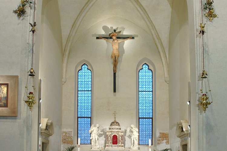 Cappella absidale con l'altare maggiore, XVII secolo