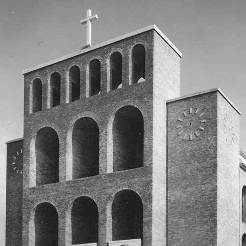 Il tempio completato, cartolina foto Brisighelli, 1955, Archivio Privato udine